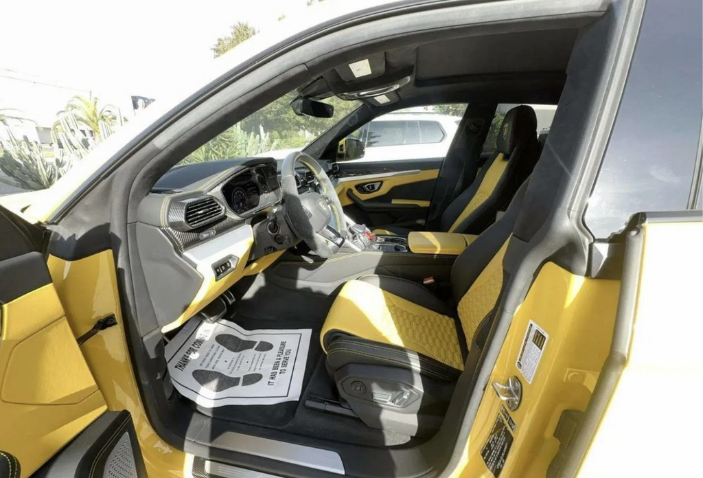2019 Lamborghini Urus Sport Utility 4D